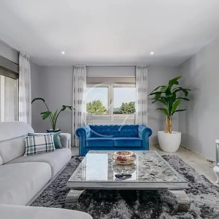 Olivos Villa